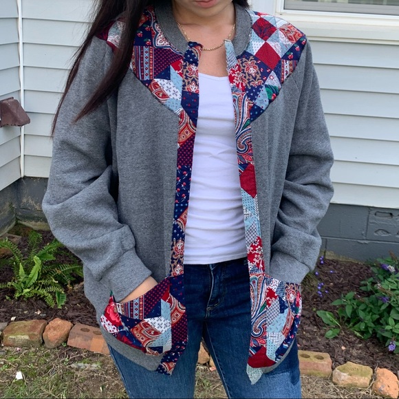 Handmade cardigan with multicolored quilt pattern - Picture 2 of 10